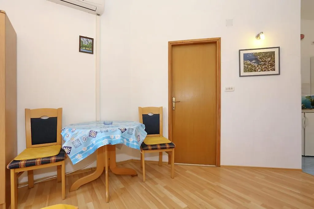 Apartments Maslina Božava