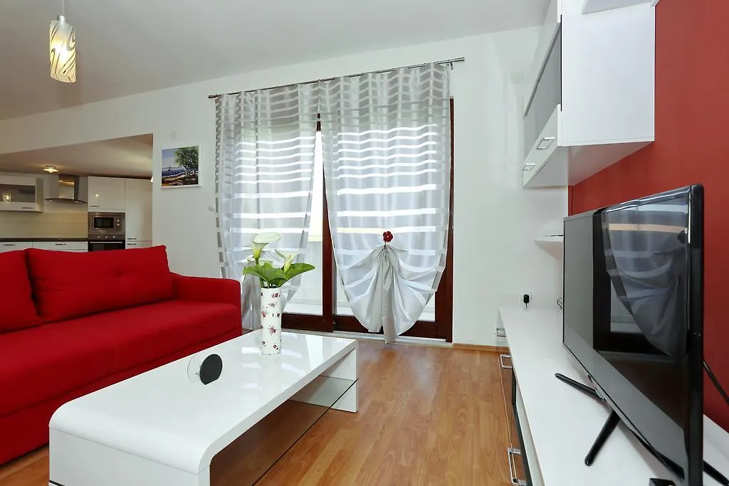 Apartments Maslina Božava